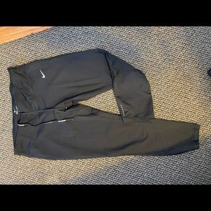 Nike crop leggings